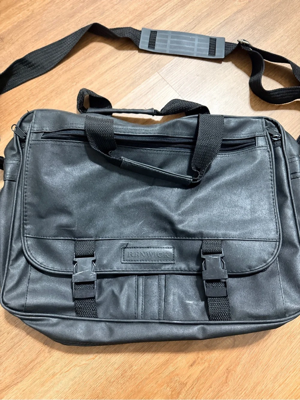 Black Laptop Messenger Bag for Men